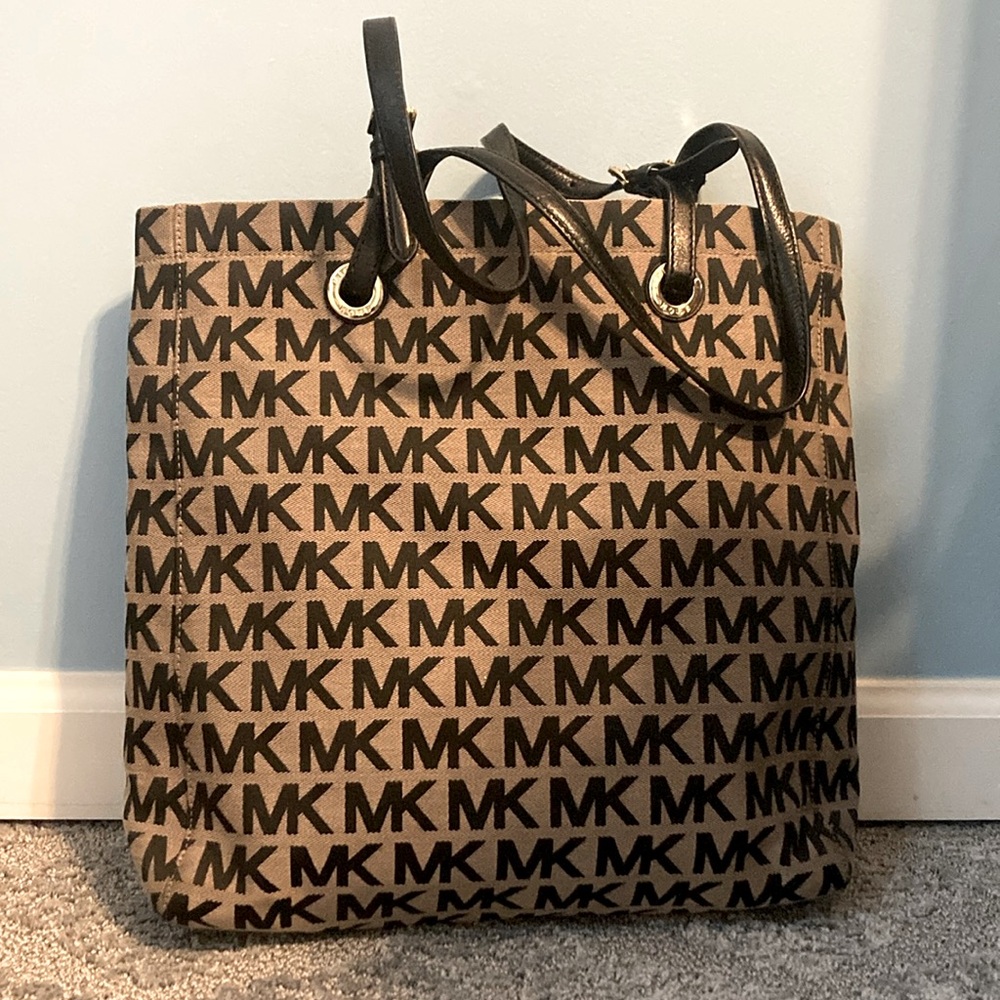 Michael Kors bag